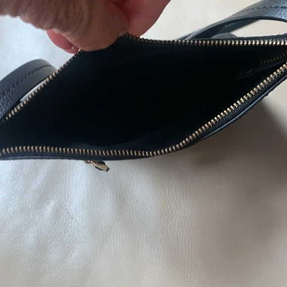 Ralph Lauren Black Leather Crossbody Bag - Picture 6 of 9